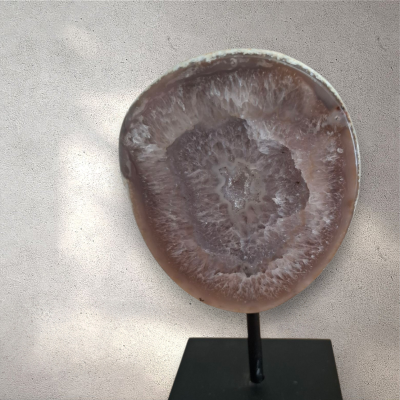 Agaat geode op standaard