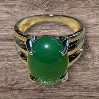 Zilverkleurige Chalcedoon ring maat 10