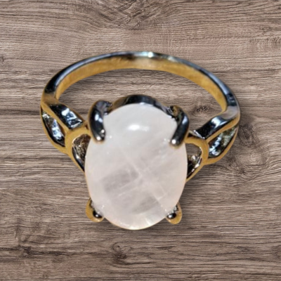Zilverkleurige rozenkwarts ring maat 19
